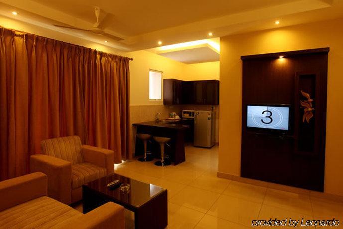 バンガロール ナガルジュナ スイーツアパートホテル 部屋 写真